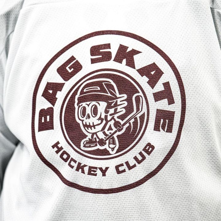 bag skate hockey club logo on a jersey
